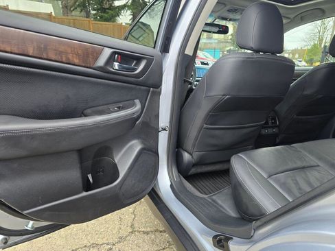 Used 2015 Subaru Outback 2.5i Limited image 16