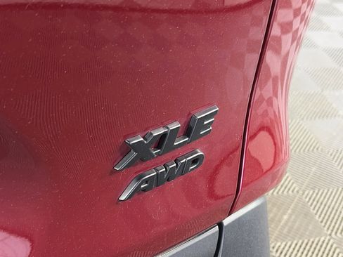 Used 2023 Toyota RAV4 XLE w/ Convenience Package image 17