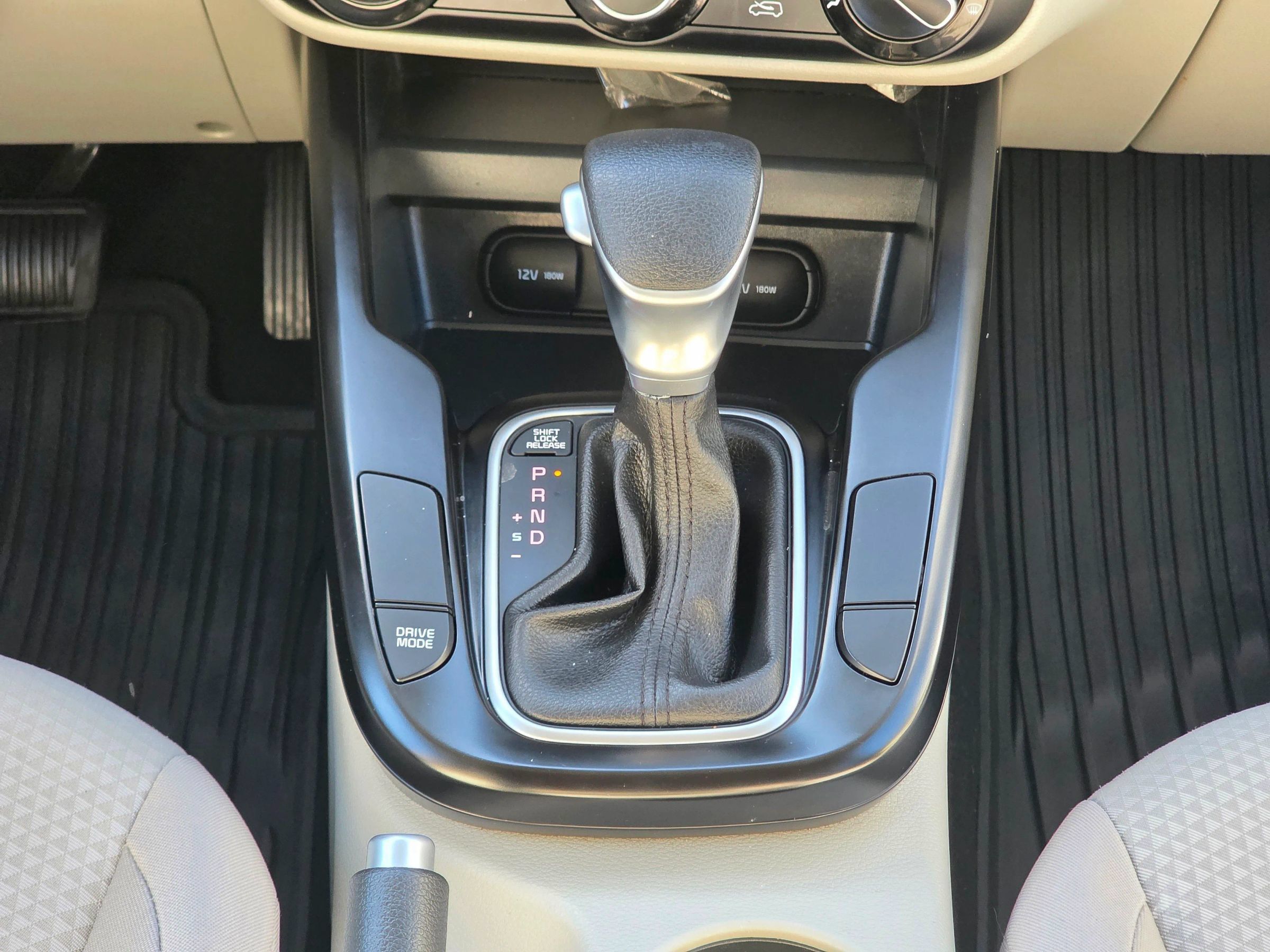 Used 2020 Kia Soul LX FWD image 31