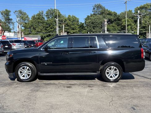 Used 2020 Chevrolet Suburban LT w/ Max Trailering Package AWD/4WD image 5