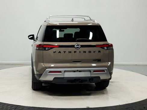Used 2023 Nissan Pathfinder Platinum w/ Cargo Package AWD/4WD image 7