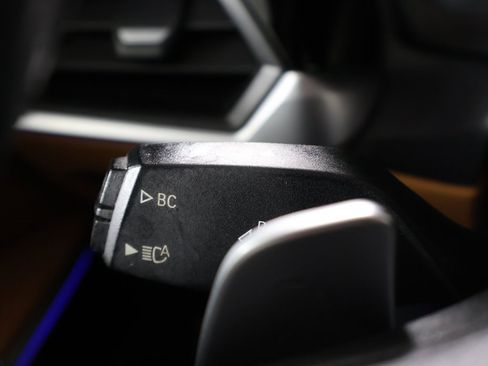 Used 2021 BMW 330i xDrive Sedan w/ Premium Package image 38