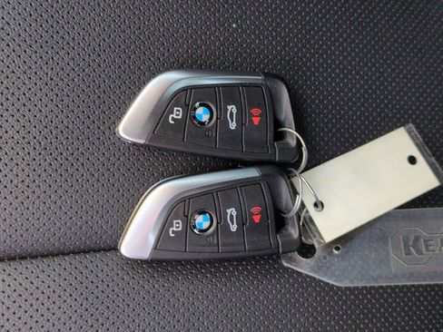 Used 2023 BMW i4 eDrive40 w/ Premium Package RWD image 33