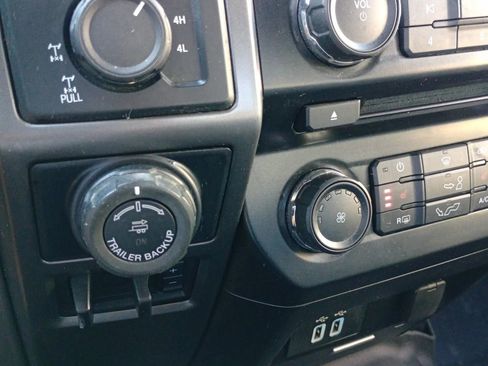 Used 2016 Ford F150 XLT w/ Equipment Group 302A Luxury image 14