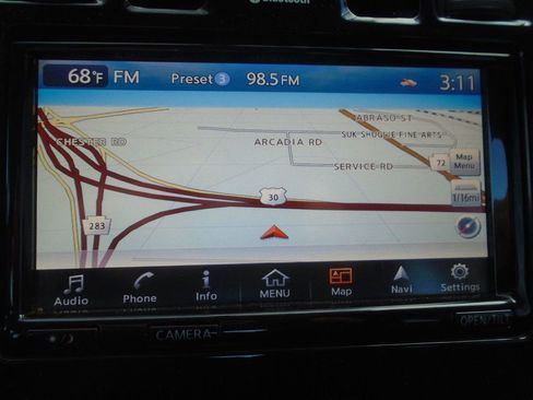 Used 2017 Nissan Leaf SV w/ Premium Package image 21