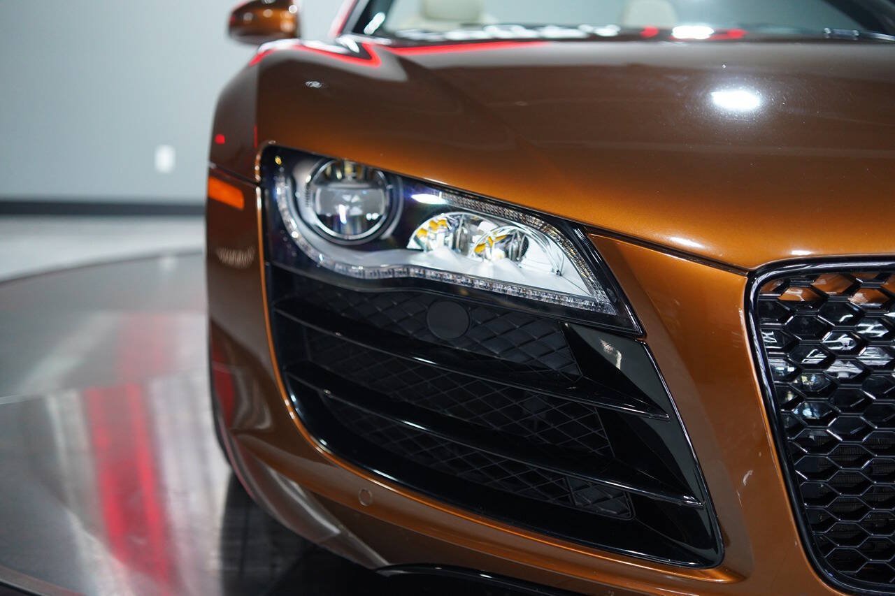 Used 2011 Audi R8 V10 AWD/4WD image 29