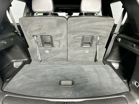 Used 2023 Jeep Grand Cherokee L Laredo image 26