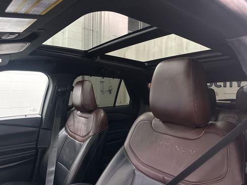 Used 2022 Ford Explorer Platinum w/ Equipment Group 601A image 32