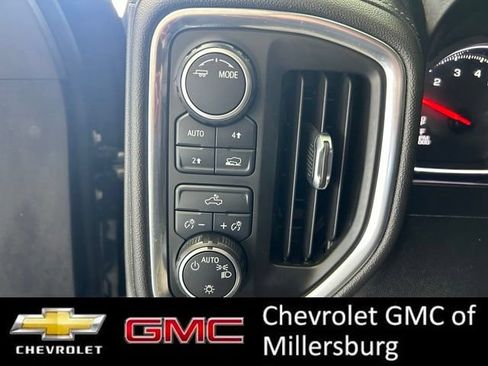Used 2021 Chevrolet Silverado 1500 LT w/ Convenience Package II AWD/4WD image 21