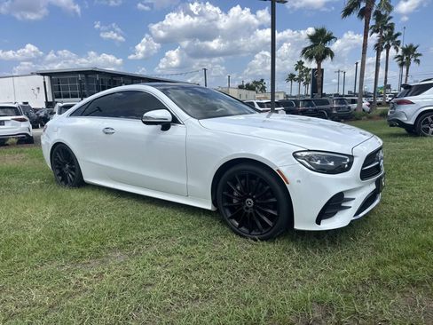 Used 2023 Mercedes-Benz E 450 Coupe image 3