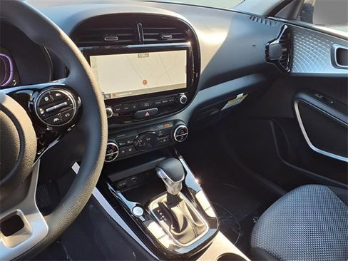 New 2025 Kia Soul S image 5
