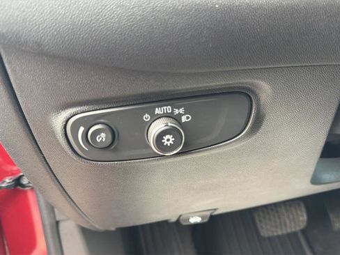 Used 2024 Chevrolet Equinox LT image 19