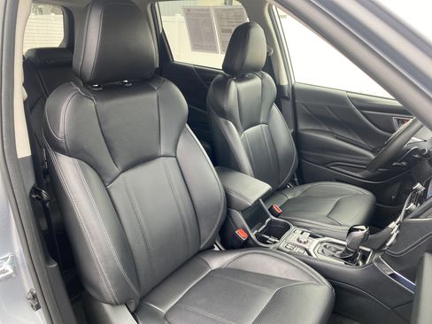 Used 2024 Subaru Forester Touring image 21
