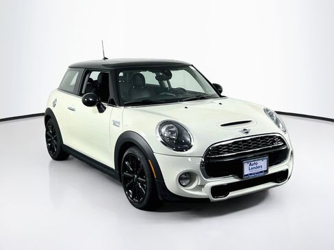 Used 2019 MINI Cooper S FWD image 3
