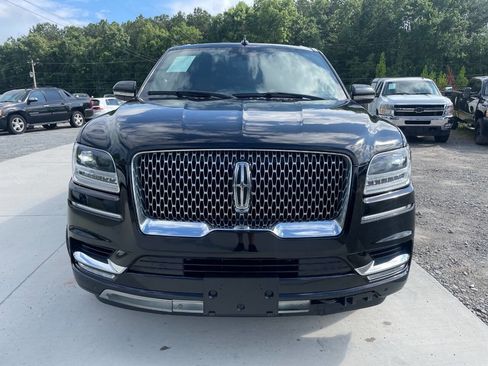 Used 2018 Lincoln Navigator Reserve w/ Technology Package AWD/4WD image 2