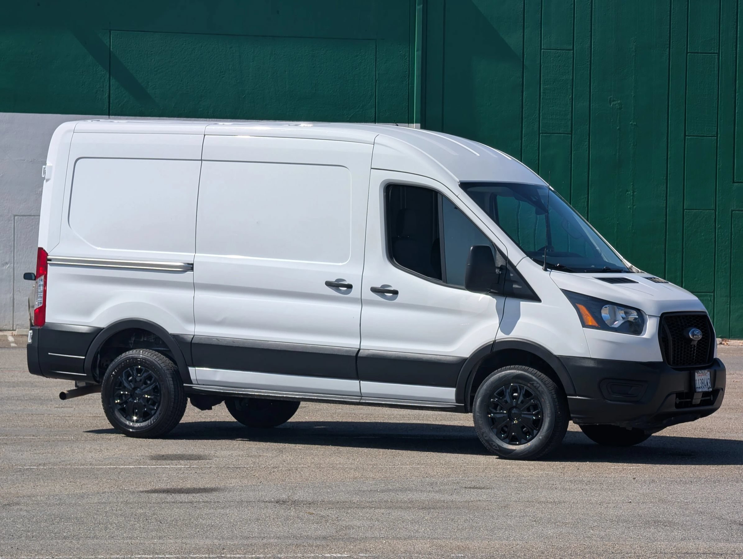 Used 2023 Ford Transit 250 Medium Roof RWD image 1
