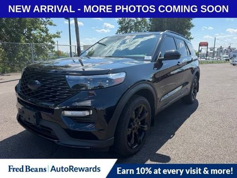 Used 2023 Ford Explorer ST-Line w/ Class IV Trailer Tow Package AWD/4WD image 3