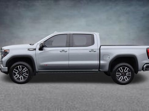 Used 2025 GMC Sierra 1500 AT4 w/ AT4 Premium Package AWD/4WD image 4