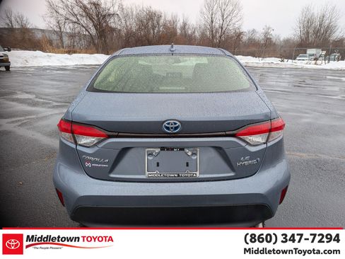 Used 2024 Toyota Corolla LE image 4