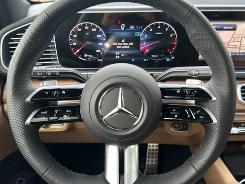 New 2026 Mercedes-Benz GLS 580 4MATIC image 23