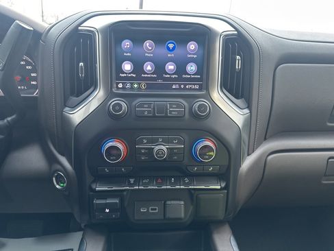 Used 2021 Chevrolet Silverado 2500 LT w/ Convenience Package image 19