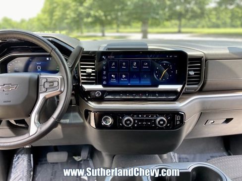 Used 2023 Chevrolet Silverado 1500 RST image 31