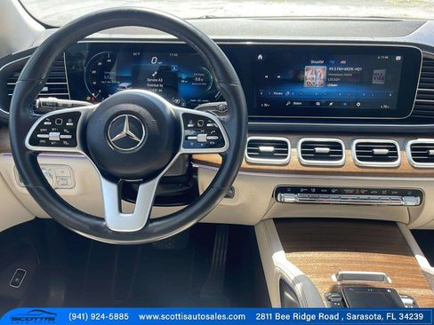 Used 2021 Mercedes-Benz GLS 450 4MATIC image 26