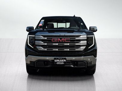 New 2026 GMC Sierra 1500 SLE