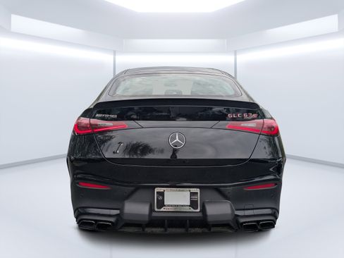 New 2025 Mercedes-Benz GLC 63 AMG S image 4