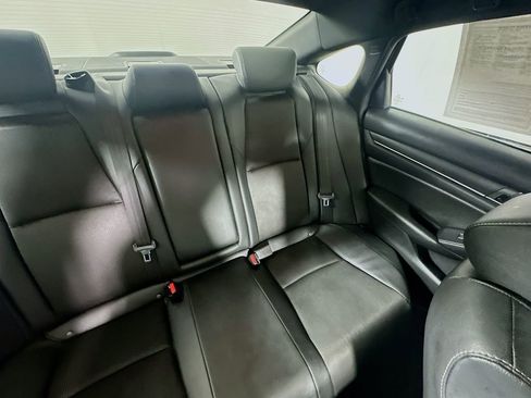 Used 2019 Honda Accord Sport image 14