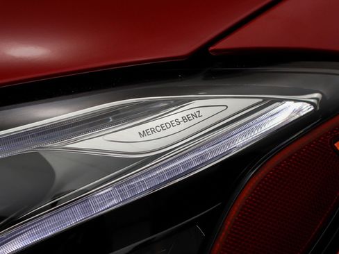 Used 2017 Mercedes-Benz E 300 image 11