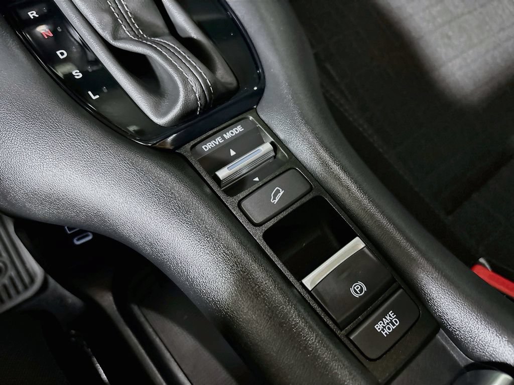 Used 2026 Honda HR-V LX image 15