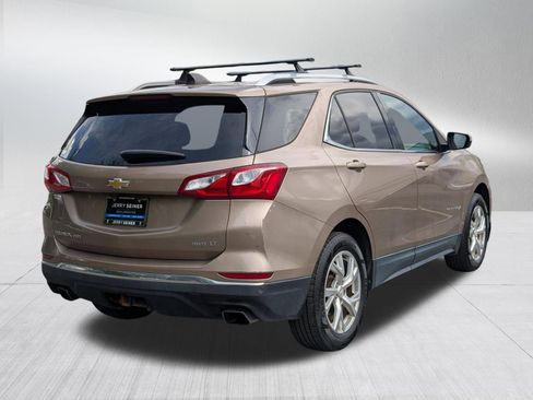 Used 2018 Chevrolet Equinox LT w/ Sun & Infotainment Package AWD/4WD image 5