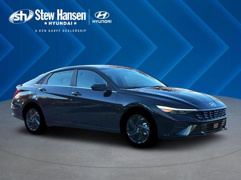 New 2026 Hyundai Elantra SEL Sport Premium image 11