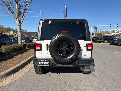 Used 2021 Jeep Wrangler Unlimited Sport image 6