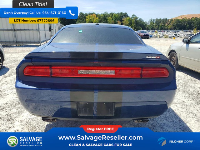 Used 2012 Dodge Challenger SRT8 RWD image 8