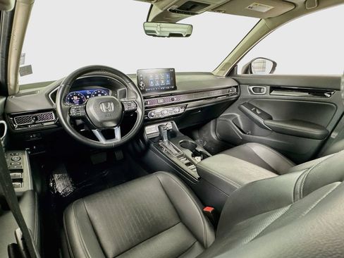 Used 2023 Honda Civic Touring image 31