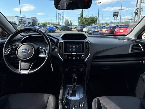Used 2018 Subaru Crosstrek 2.0i Premium w/ Popular Package #2 AWD/4WD image 11
