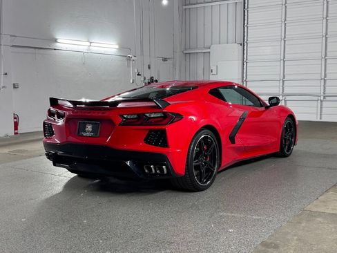 Used 2022 Chevrolet Corvette Stingray Preferred Cpe w/ Z51 Performance Package RWD image 8