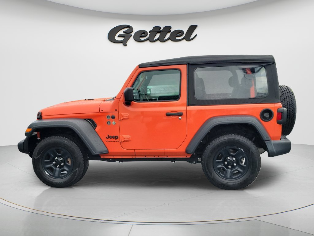 Used 2023 Jeep Wrangler Sport AWD/4WD image 8