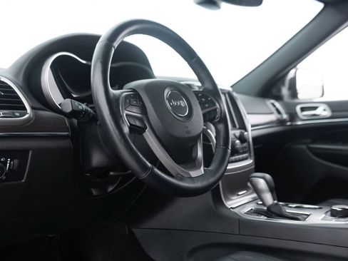 Used 2018 Jeep Grand Cherokee Limited AWD/4WD image 25