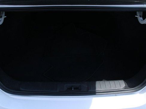 Used 2024 Nissan Sentra SV FWD image 7