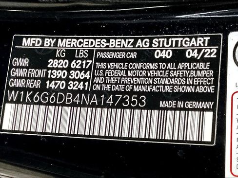 Certified 2022 Mercedes-Benz S 500 4MATIC w/ AMG Line Package image 38