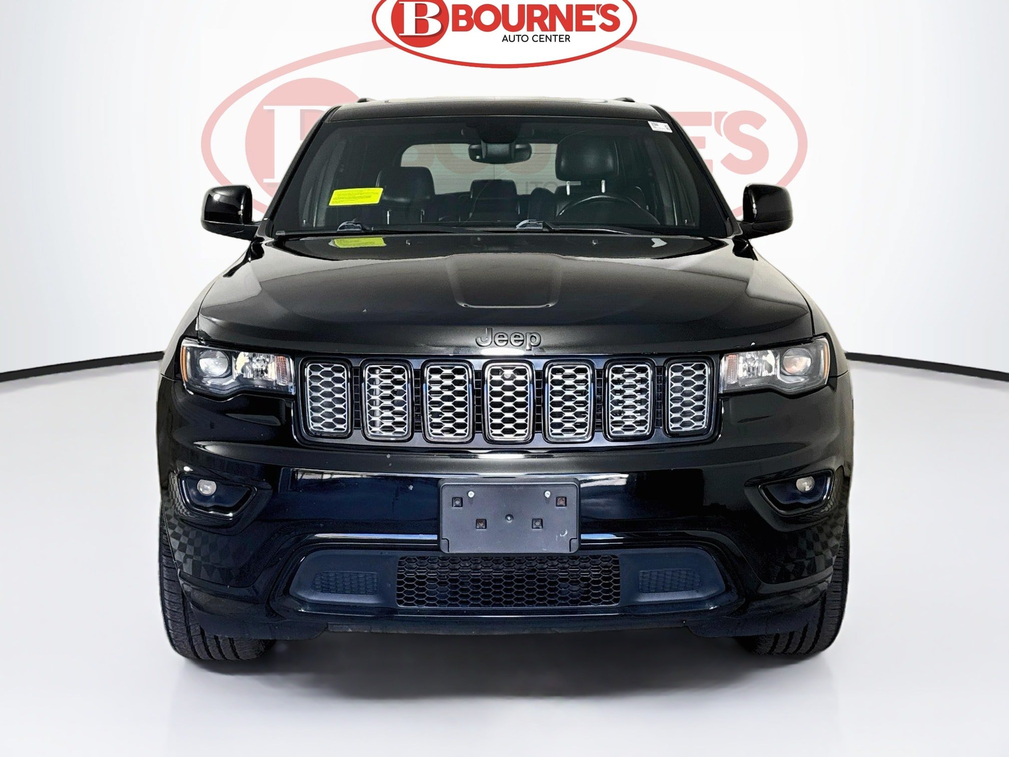 Used 2017 Jeep Grand Cherokee Altitude AWD/4WD image 6