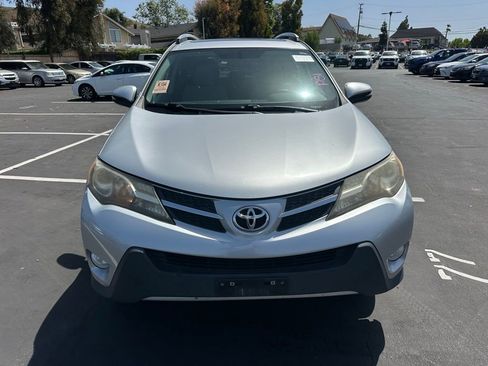 Used 2013 Toyota RAV4 XLE image 7