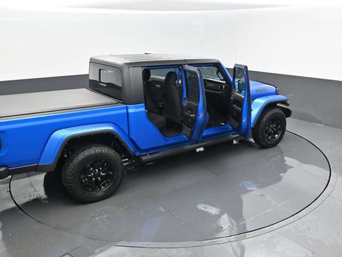 Used 2021 Jeep Gladiator Sport AWD/4WD image 24