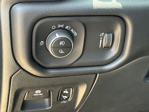 New 2026 RAM 1500 2WD Crew Cab image 23