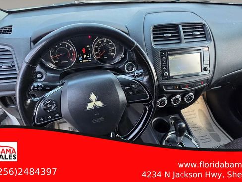 Used 2017 Mitsubishi Outlander Sport SE FWD image 15