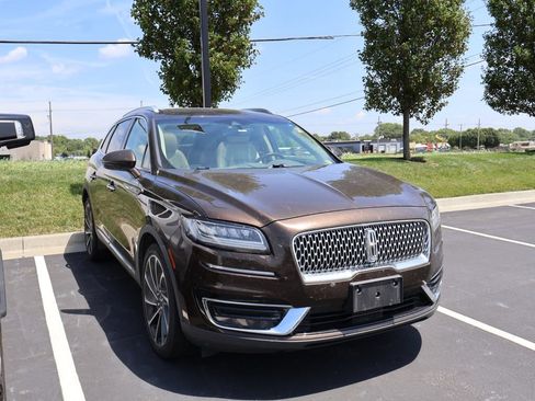 Used 2019 Lincoln Nautilus Reserve w/ Driver Assistance Package AWD/4WD image 5