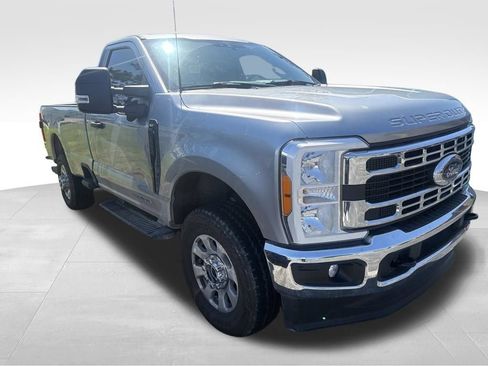Used 2023 Ford F350 XLT w/ 360-Degree Camera Package AWD/4WD image 6